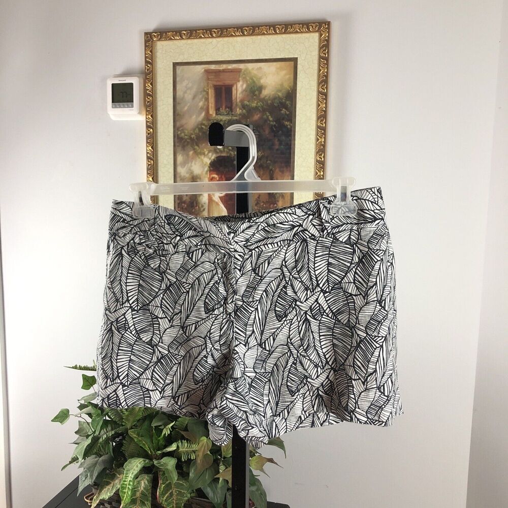 Loft Ann Taylor 4" Short Women's 100% Linen Floral Chino Shorts Size‎ 6